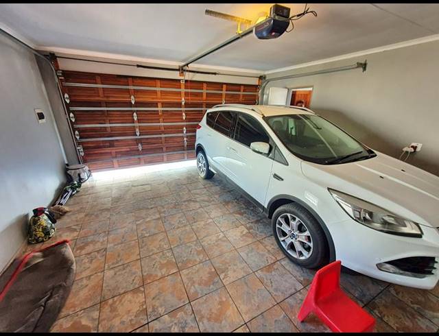 3 BEDROOM HOUSE FOR SALE IN HEATHERVIEW